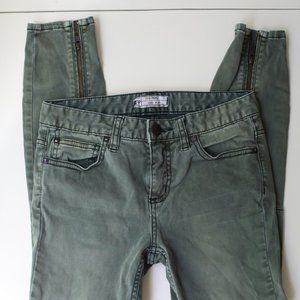Free People Olive 26 Velvet/jean pant